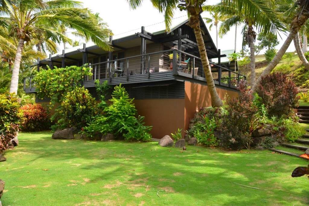 SIDE VIEW OF HOUSE
