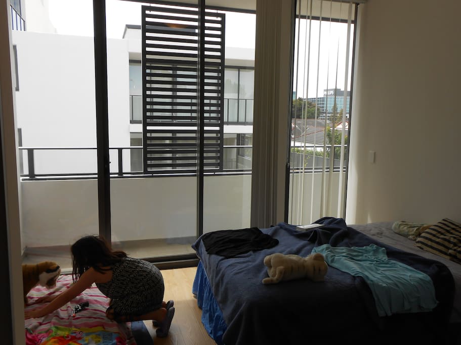 double bed in room at rear