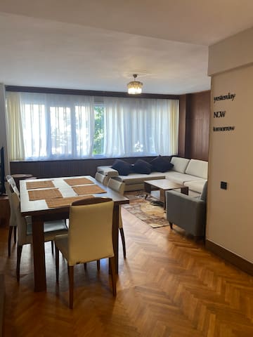 3+1 Geniş ve ferah daire, OSMANBEY merkez caddede