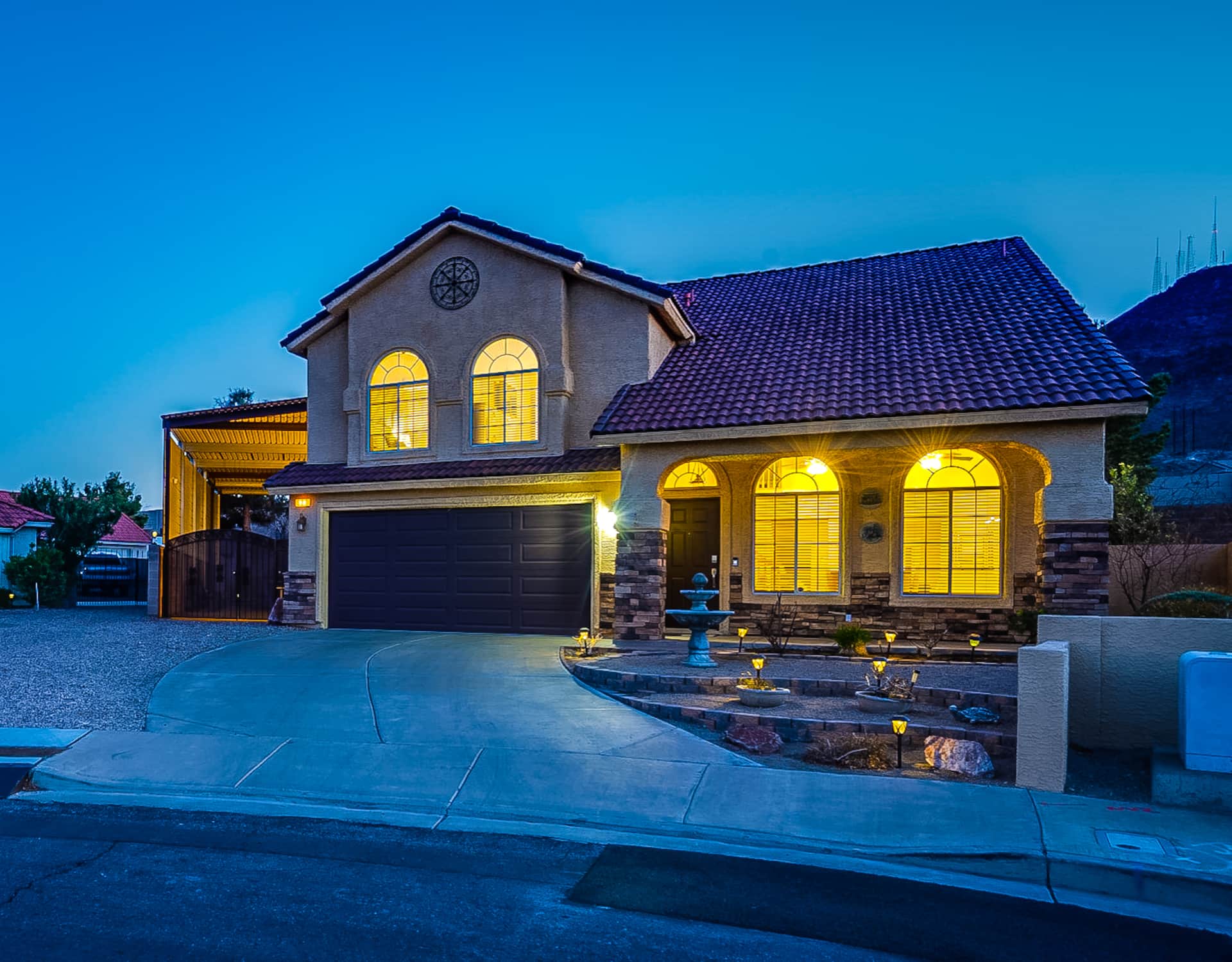 Upscale 4 BR Home with RV parking — photo 3