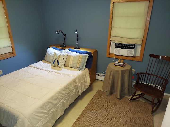 #personalspace #skrine #memoryfoam #lakelife #lodgelife #lodgeatpinelake #privatebedroom