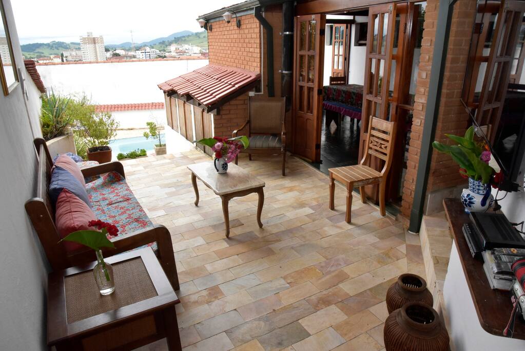 Sala de convivência com vista panorâmica