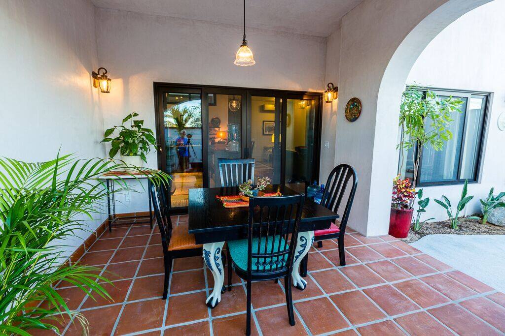 outdoor dinning with BBQ