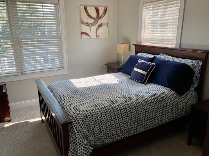 ゲストベッドルーム