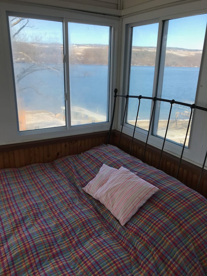 朝西的睡眠门廊景观