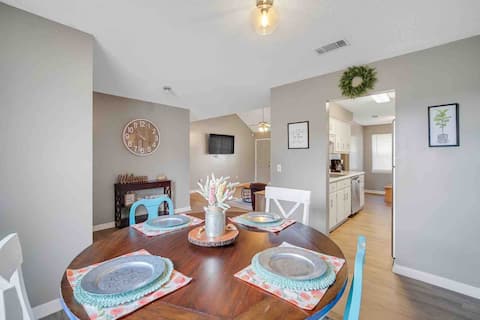 Perfect home away from home. Minutes from Stewart