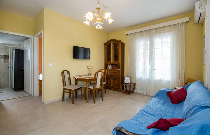 მისაღები ოთახი