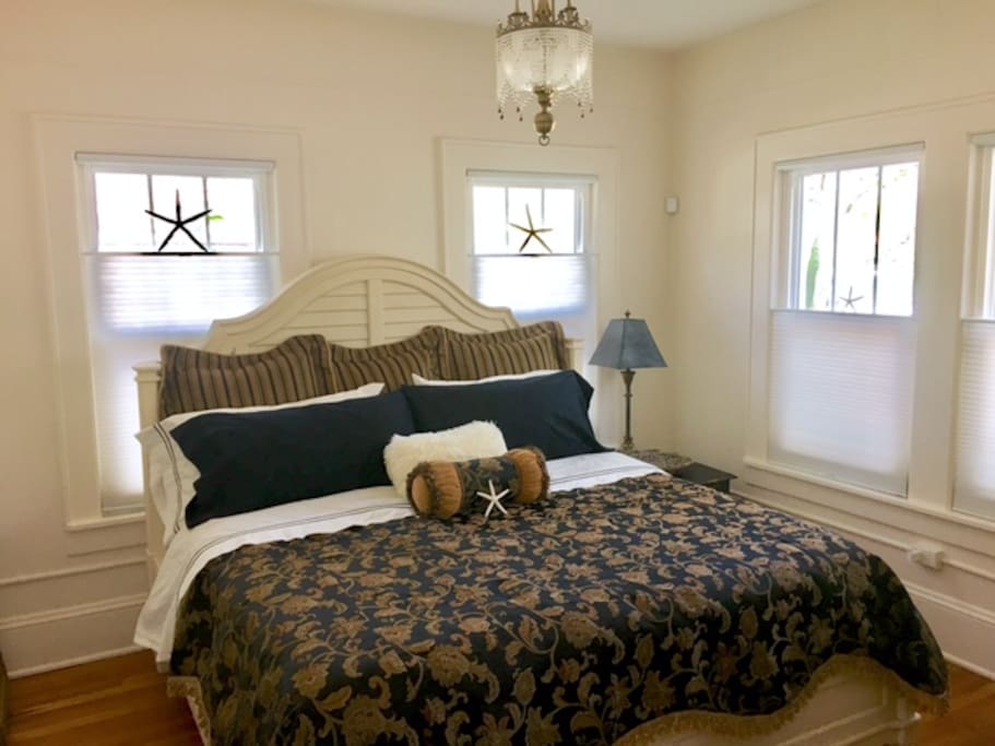 King Bedroom with different ironed Designer Sheets