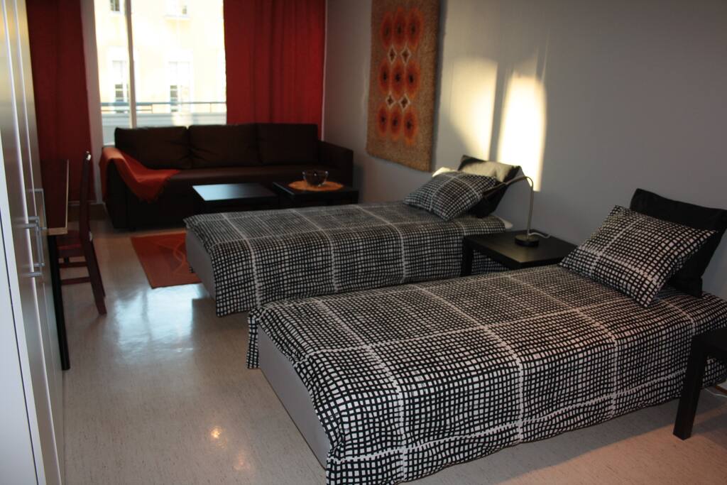 Bedroom for five with lock and balcony
