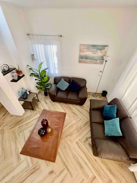 Top Airbnb: “Casa Copan” Best location! in Supermanzana 4