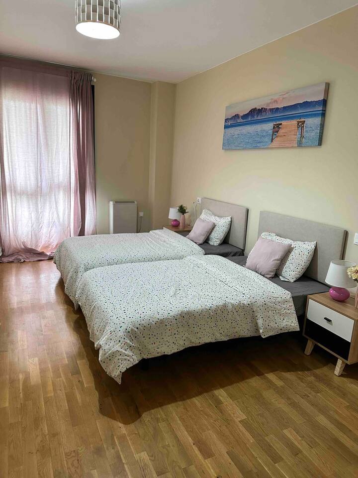Dhomë gjumi 2