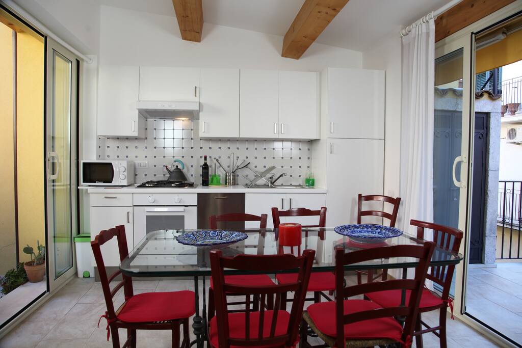 3 piano: cucina attrezzata