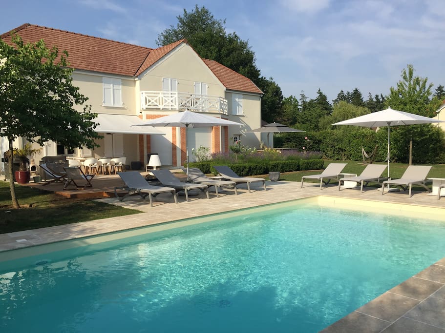 pool & house view