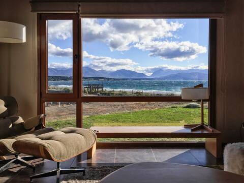 Amazing lake view apartment