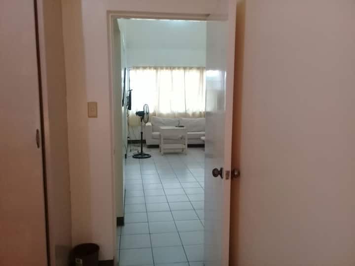 Unit D, 2 Or 1 Bedroom Suite. Cabuyao Towncenter. - Cabúyao