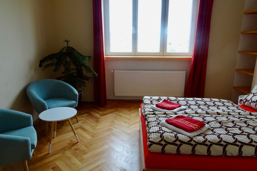 Livingroom with doublebed
