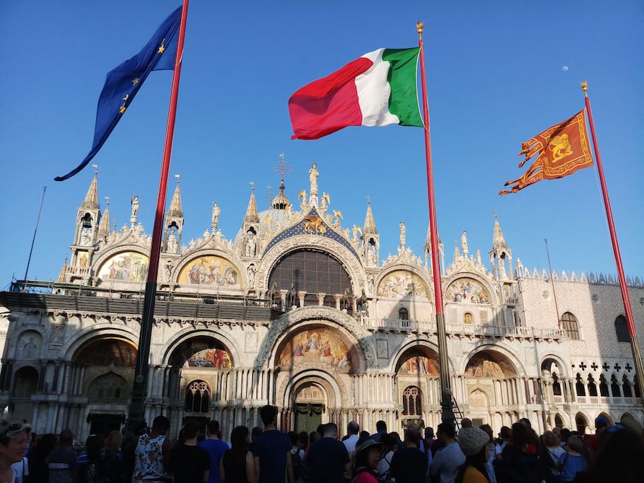 San Marco ha just 7 minuts walking