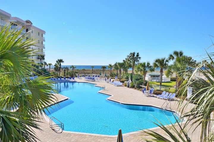 214 Destin West Gulfside ~ Free Beach Service! - Okaloosa Island, FL