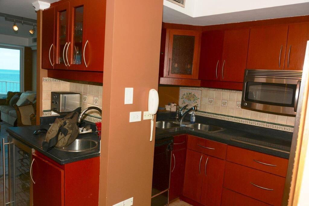 Complete Kitchen and Wet Bar with Wine Cooler