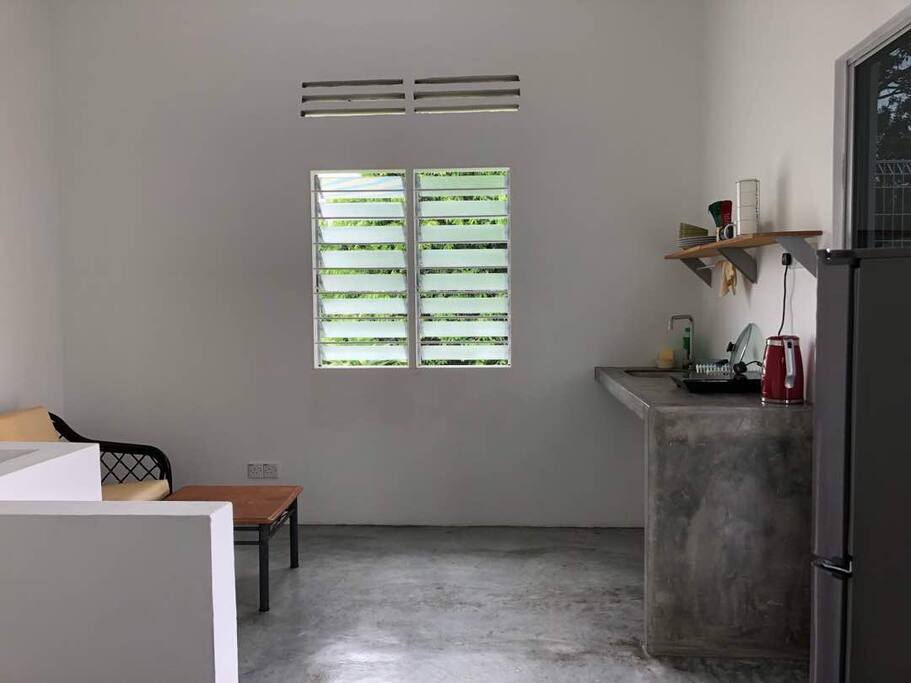 Living and kitchenette