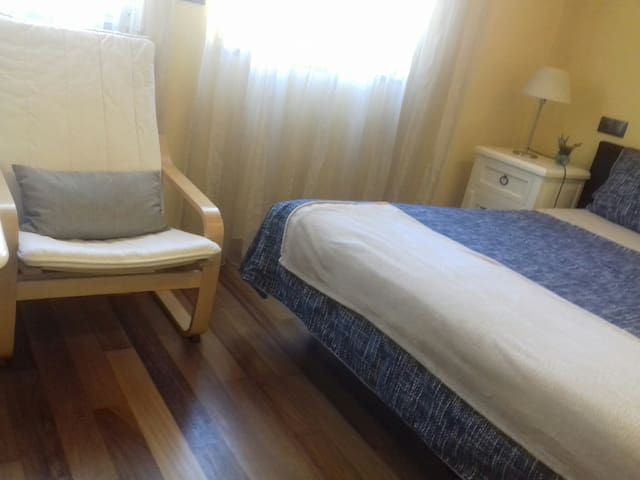 Lovely and quiet room at Porto's Downtown AC extra