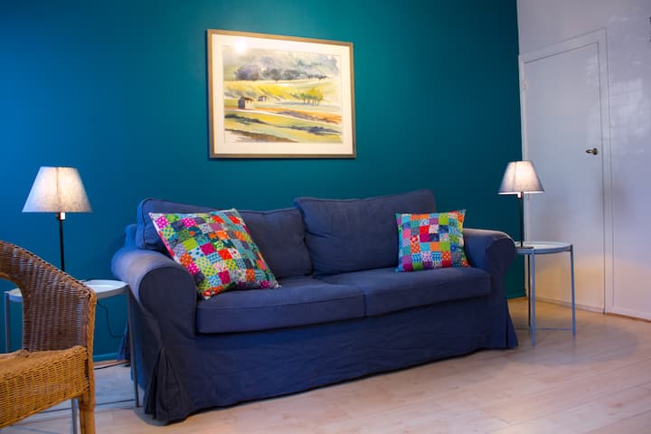 Une Petite Maison Haute En Couleurs! - Ottignies-Louvain-la-Neuve