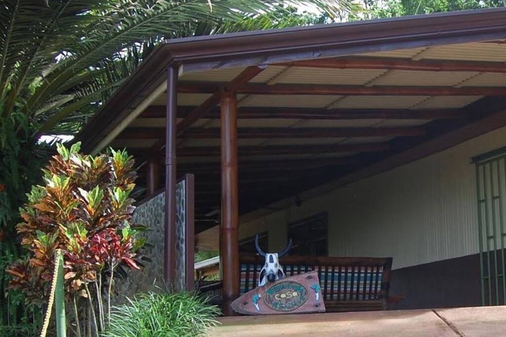 Back Entrance from Driveway