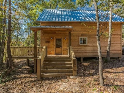 The Cottonwood Cabin