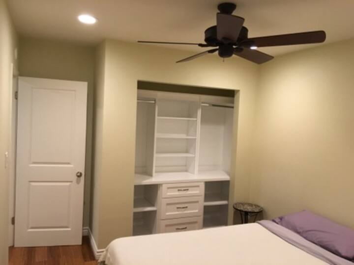 セカンドベッドルーム
