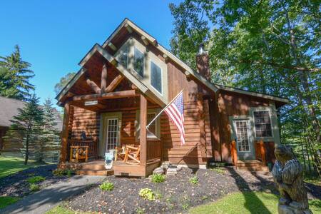 Heaven Sent Is Lakefront Cabin Rental W Hot Tub Game Room Vacation Fun For The Entire Family
