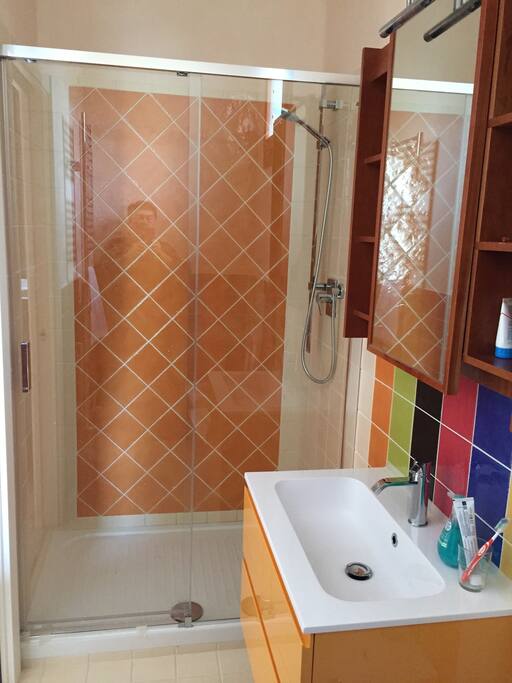 particolare del bagno