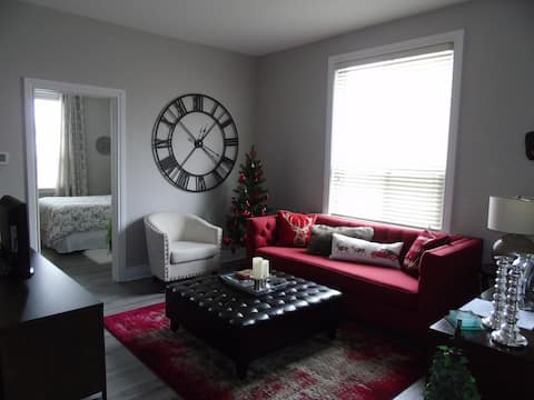 Luxury at Grand River, Walk to Cambridge Mill