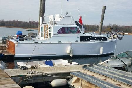 airbnb boat rental new york top 20 new york boat yacht and houseboat rentals airbnb airbnb boat rental new york top 20 new york boat yacht and houseboat rentals airbnb