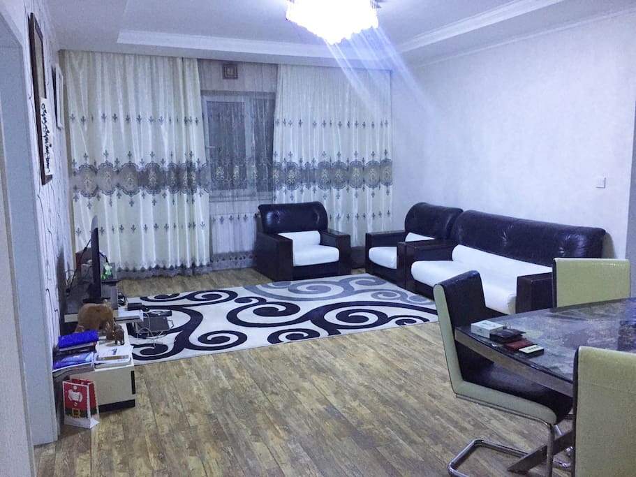 Living room with HDTV & WIFI