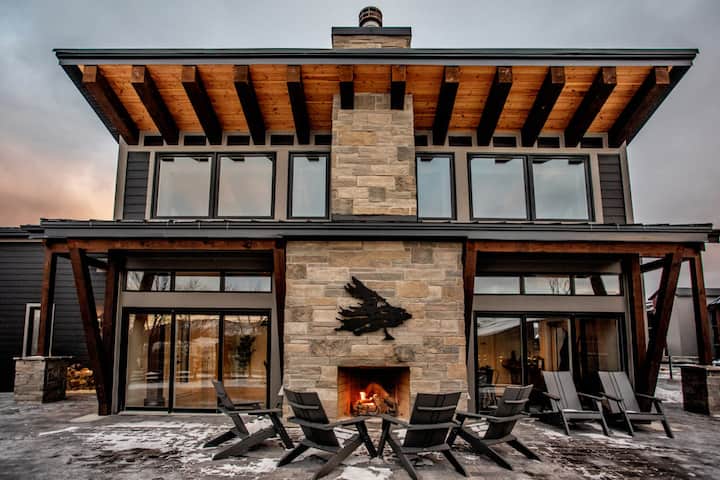Blue Mountain 2bd Luxurious Mountain House Condo - Collingwood