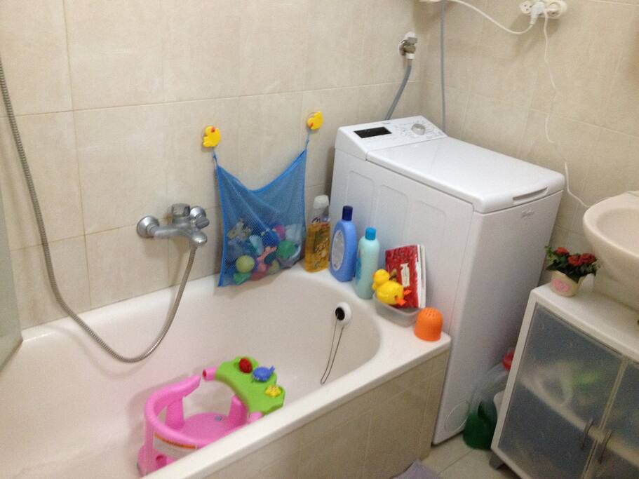 washer + dryer
