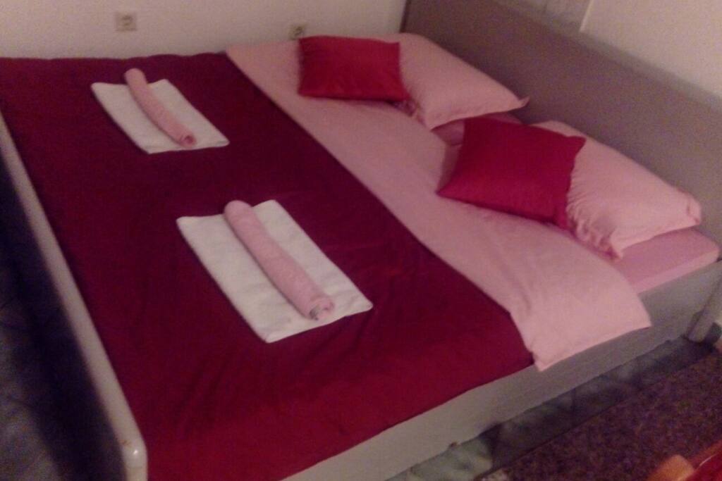 Double bed