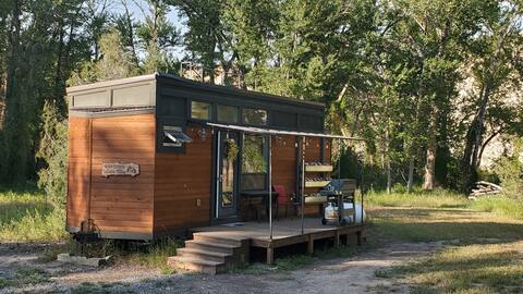 Tiny House in Paradise