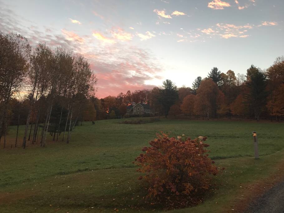 Fall Foliage @ 309 Aldrich Farm Road