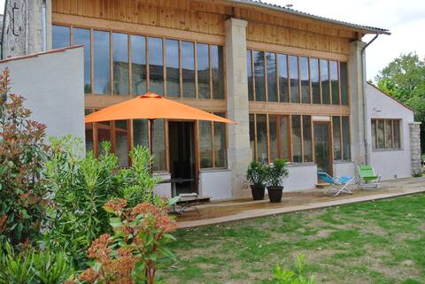 cottage 6 people, quiet garden in the city center