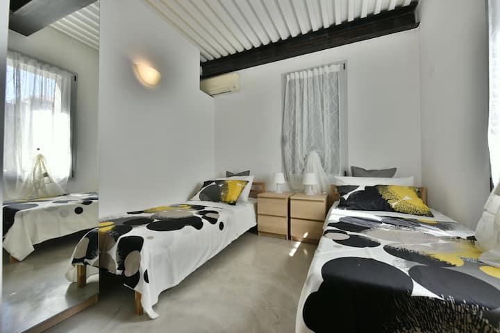 Двокреветна соба