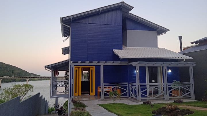 Casa 2 quartos, com jacuzzi