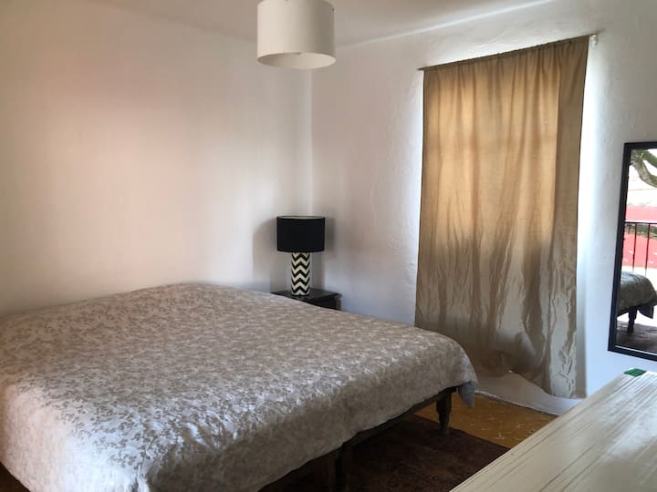 საძინებელი 1