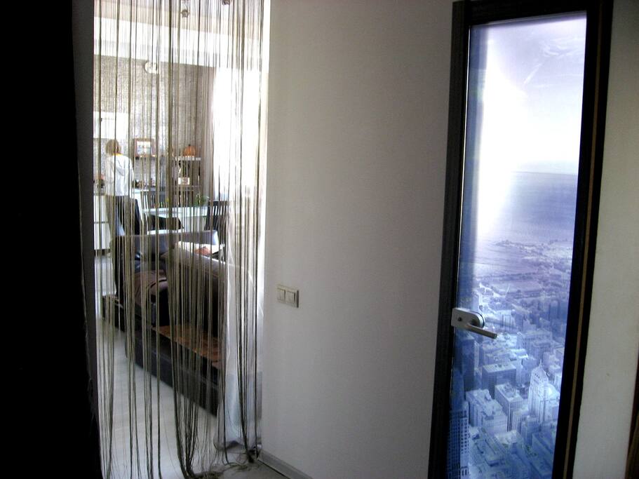 ENTRANCE TO LIVING ROOM