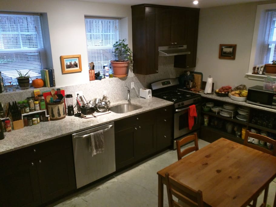 -Kitchen