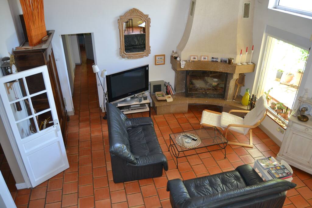 Salon vu de la mezzanine