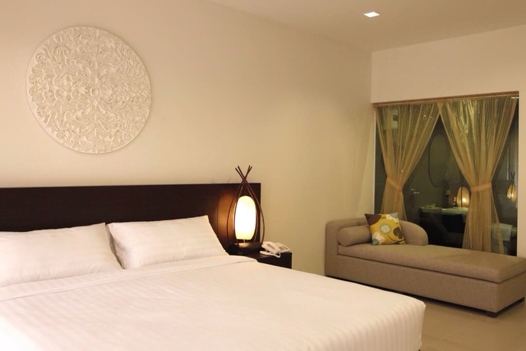 Room is fully equipped with air conditioning, fridge, hair dryer, LCD TV, Satellite and Safe Box.