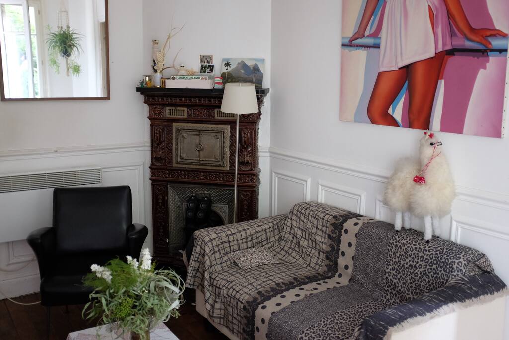 Cheminée prussienne dans le salon