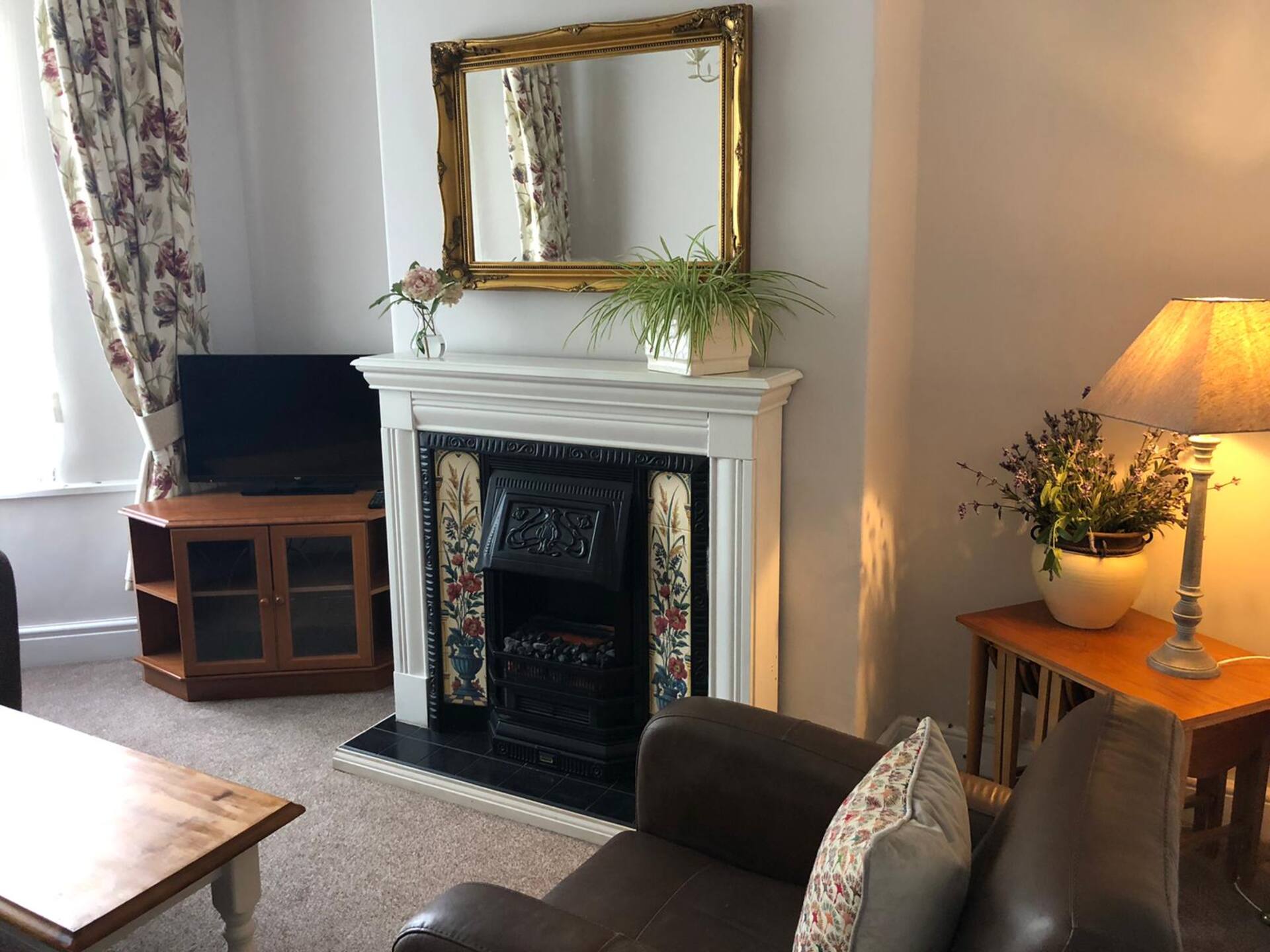 Davies Cottage, cosy, comfortable base