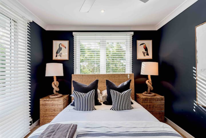 Cama 3: la habitación azul con cama QS